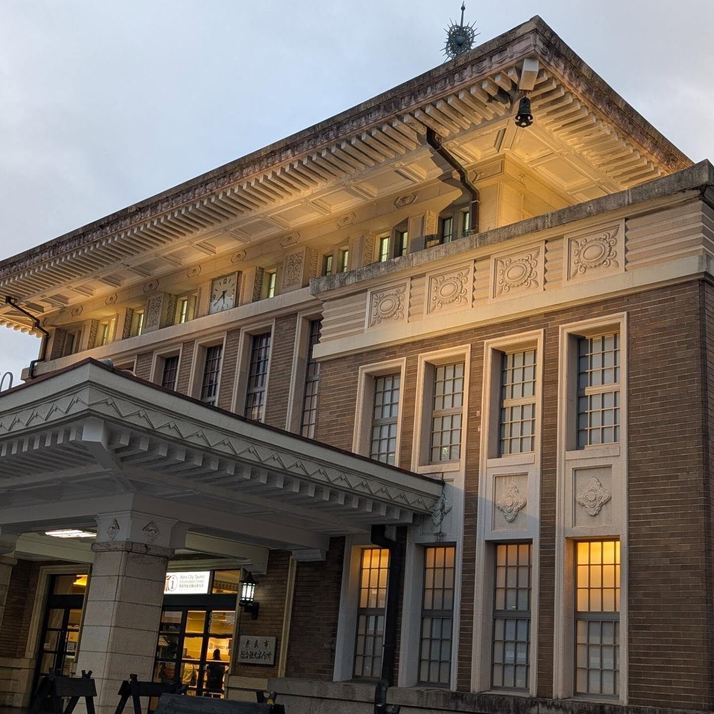 JR奈良駅前